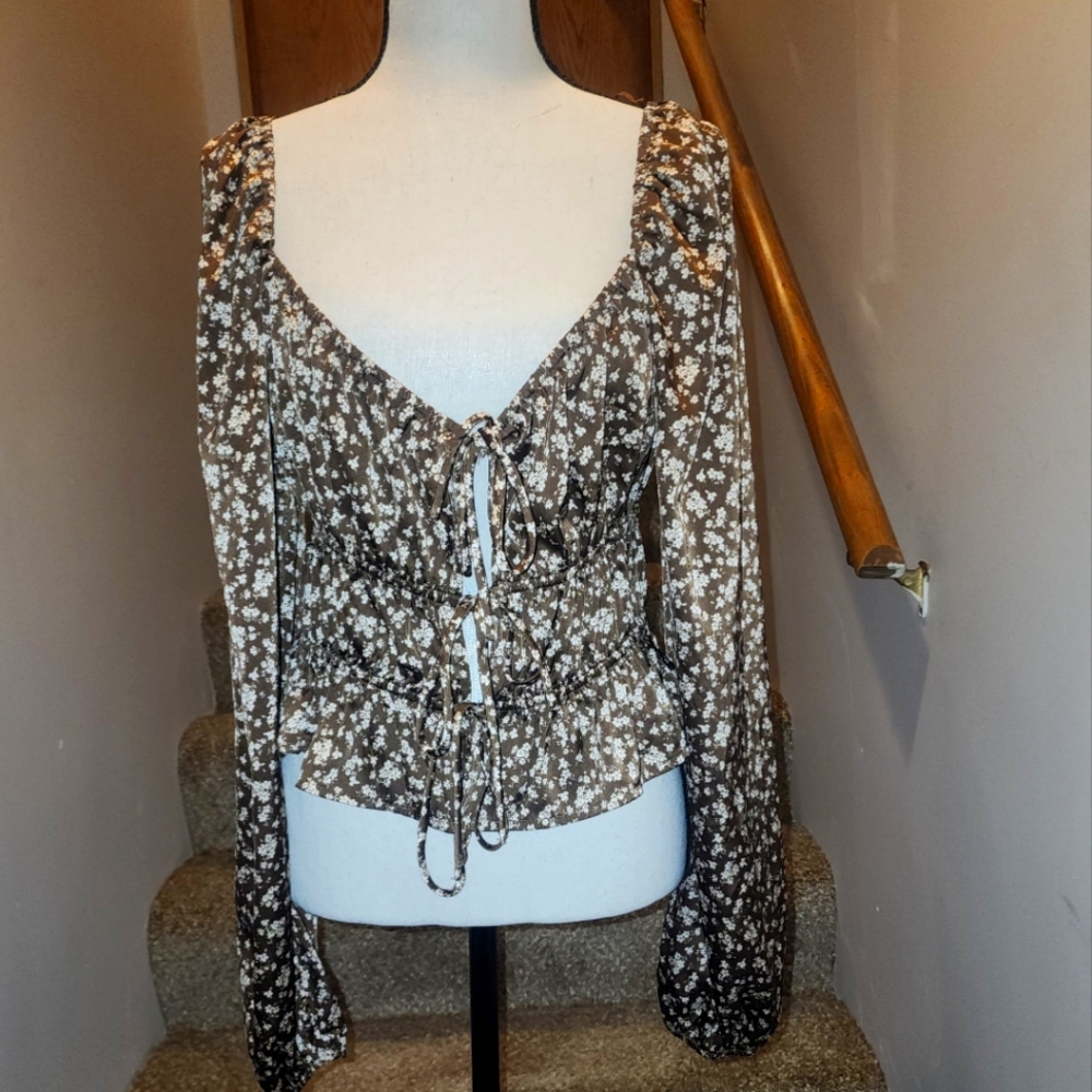 Mixed Threads Los Angels Floral Long Sleeve Women's Cropped Top XL